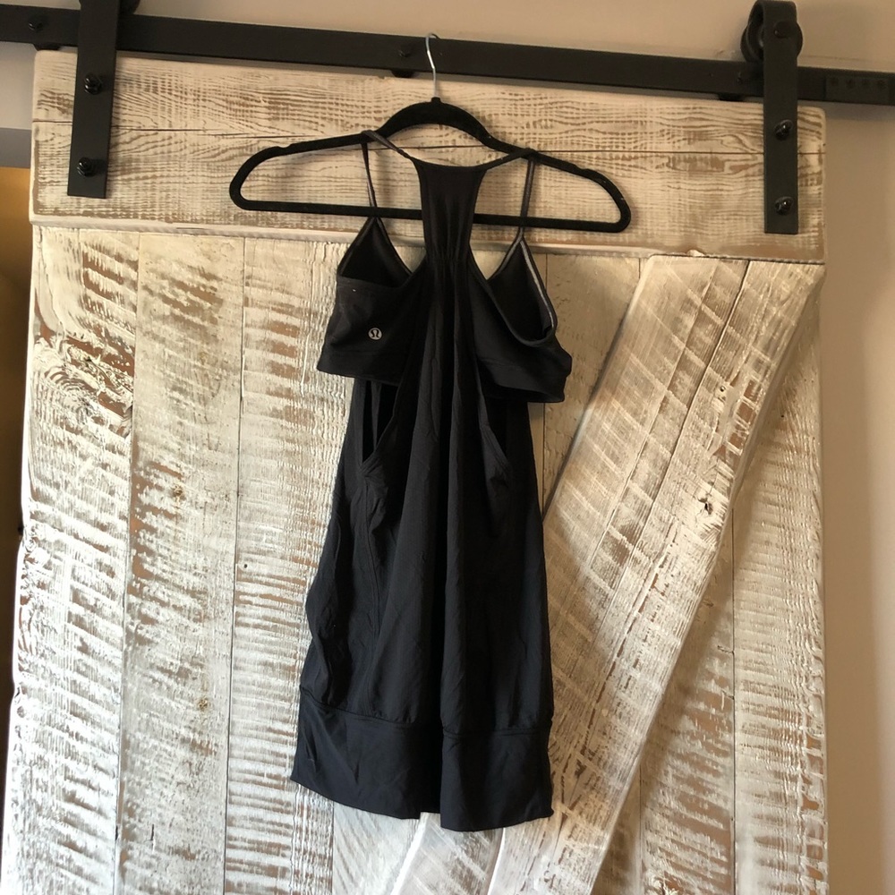 Lululemon tank